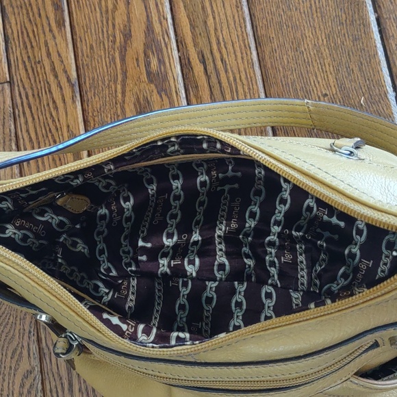 Tignanello Hand bag in mustard - Picture 3 of 9